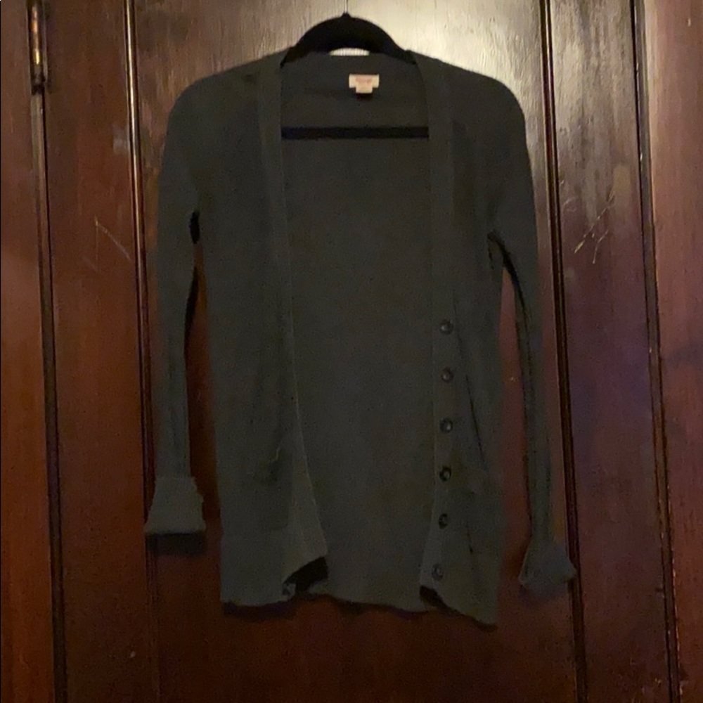 Grey cardigan